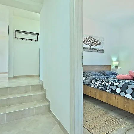 Vakantiehuis House Luka Krapan