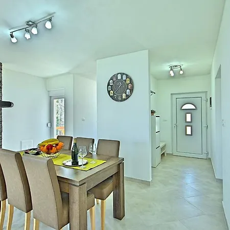 House Luka Vakantiehuis *